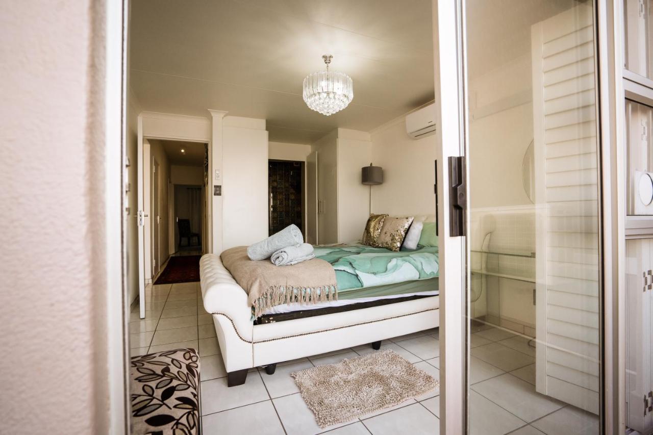 Ocean Blues Isikhulu 7 Apartment