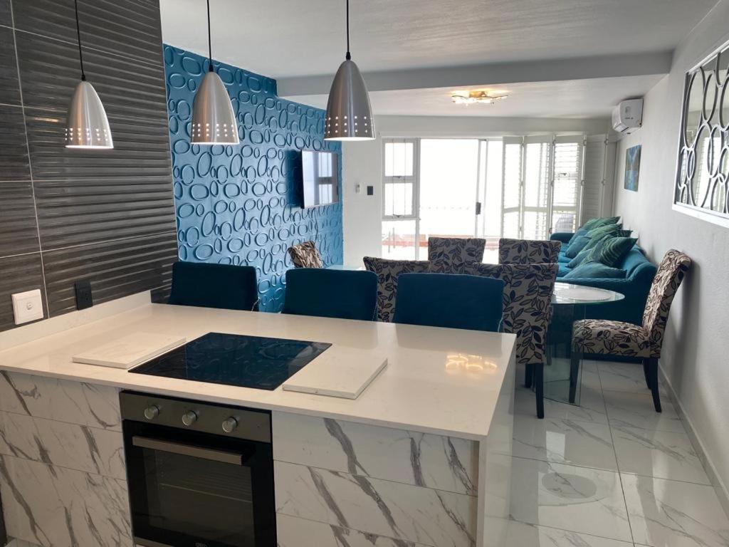 Ocean Blues Isikhulu 7 Apartment *